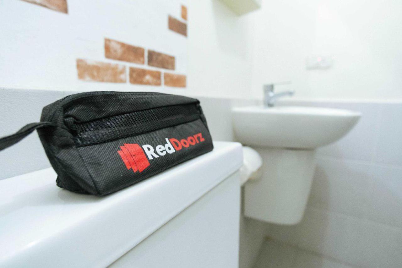 Reddoorz @ Paus Raya Hotel Palangkaraya Exterior photo